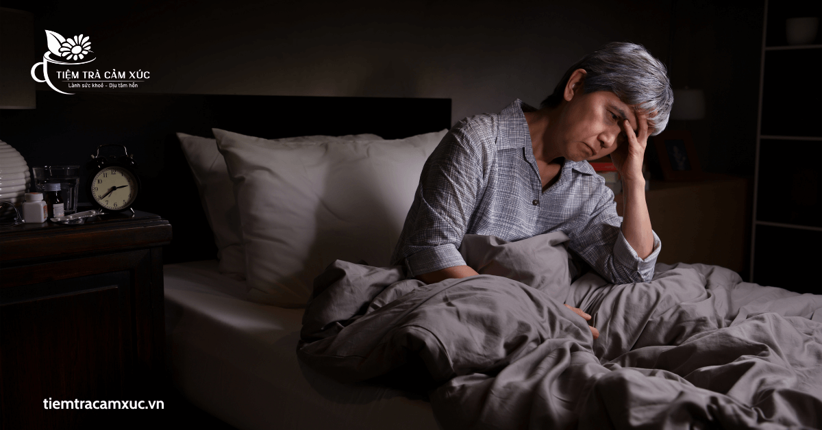 Gây mất ngủ lo âu tim đập nhanh
