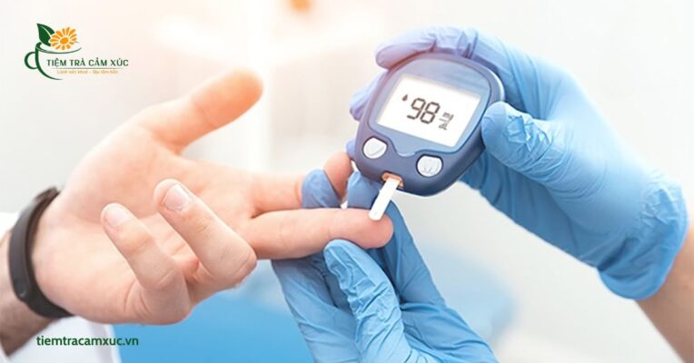  Kiểm soát đường huyết và hỗ trợ chuyển hóa