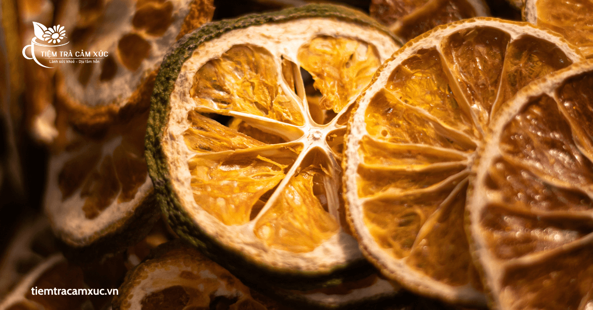 Thành phần phổ biến trong trà dưỡng nhan detox