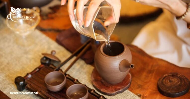 Trà vàng (Hoàng trà)