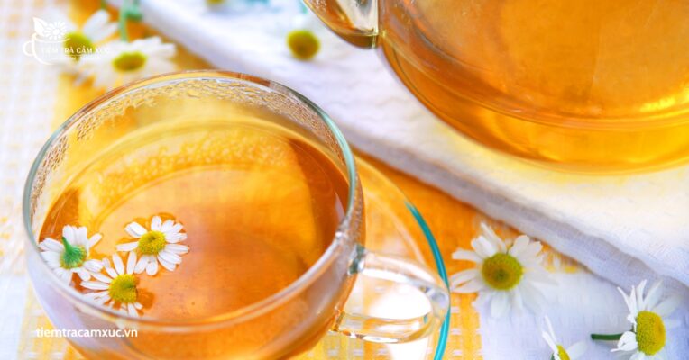 Cách uống trà không lo mất ngủ